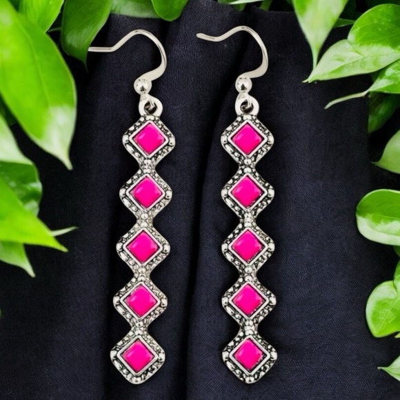 🆕 New Silver & Pink Geometric Drop Boho Earrings - Picture 3 of 8